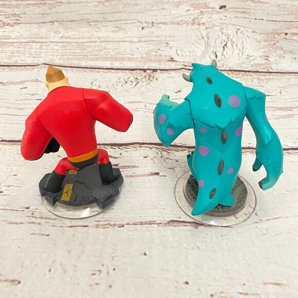 DISNEY INFINITY Mr Incredible and Sulley Character Game Figures - Picture 2 of 3